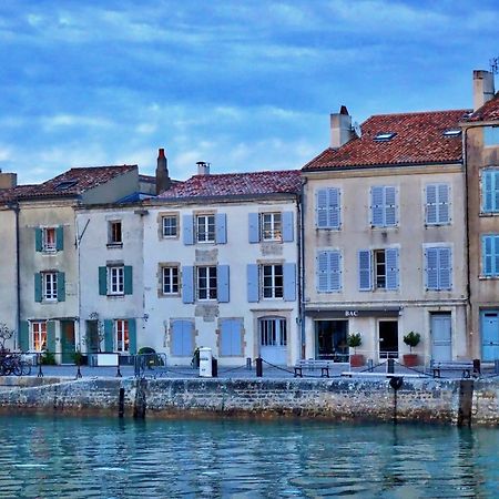 A 150M Du Port De St-Martin-De-Re, Studio Pour 2 Saint-Martin-de-Re Exterior photo
